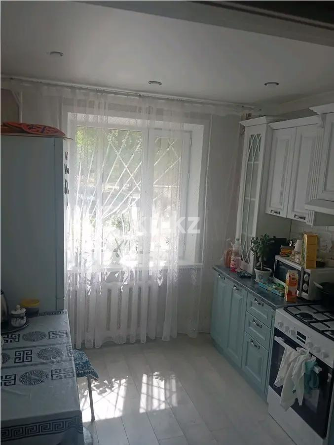 Продажа 3-комнатной квартиры, 64 м², мкр-н Степной-3, дом  7 в Караганде - фото 4