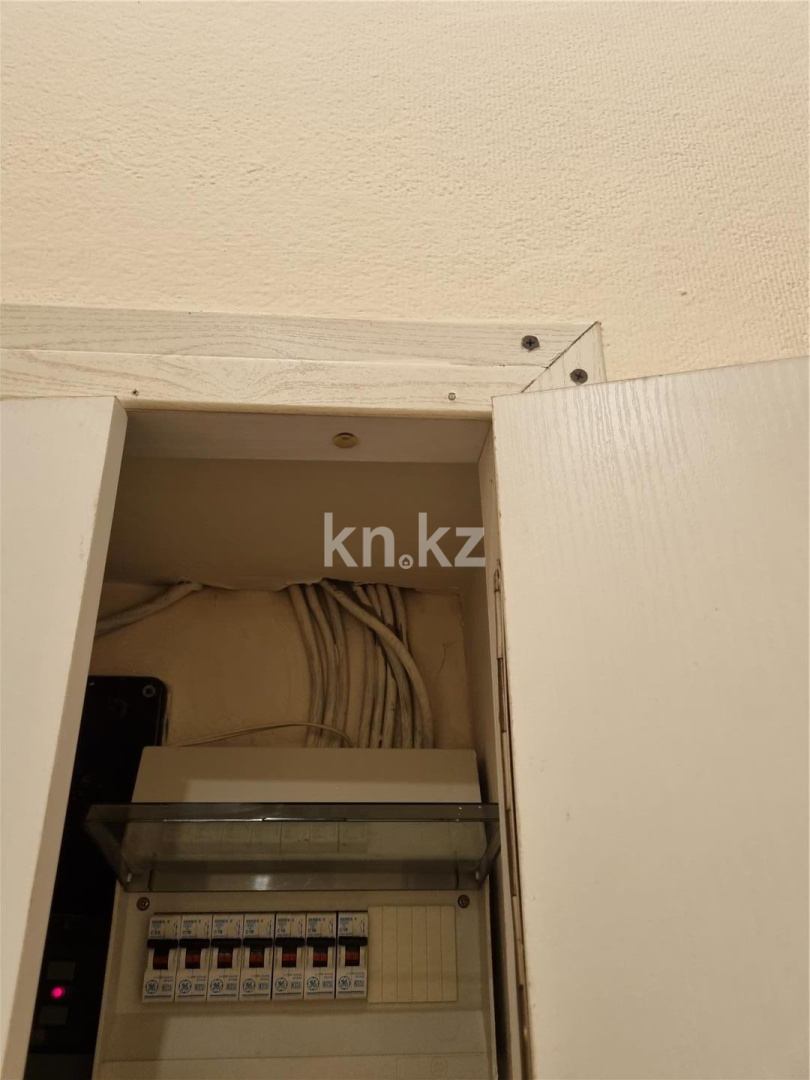 Продажа 1-комнатной квартиры, 52 м², ул. Абая, дом  38 в Караганде - фото 11