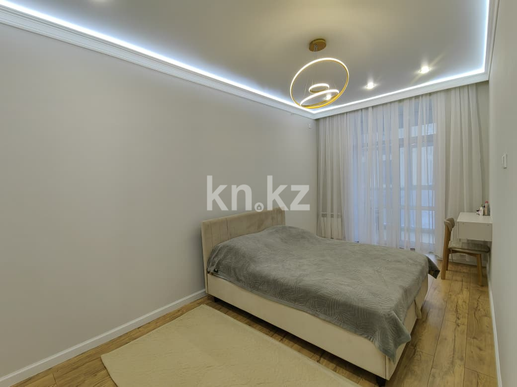 Продажа 1-комнатной квартиры, 40 м², ул. Букетова, дом  3/3 в Караганде