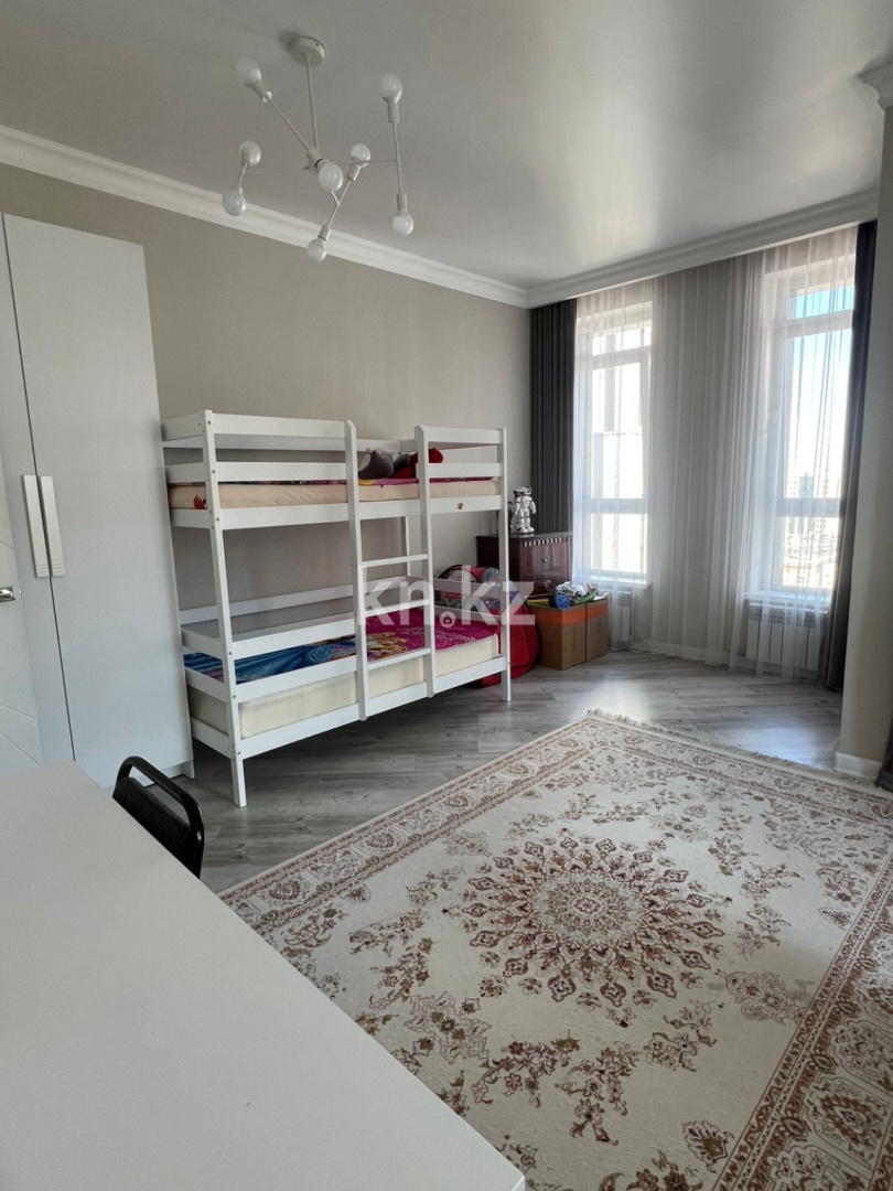 Продажа 3-комнатной квартиры, 90 м², ул. Туркестан, дом  14 - Туркестан 14 — Туркистан - Орынбор в Астане - фото 5