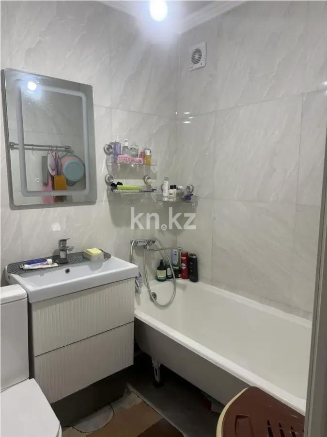 Продажа 2-комнатной квартиры, 43.2 м² в Алматы - фото 4