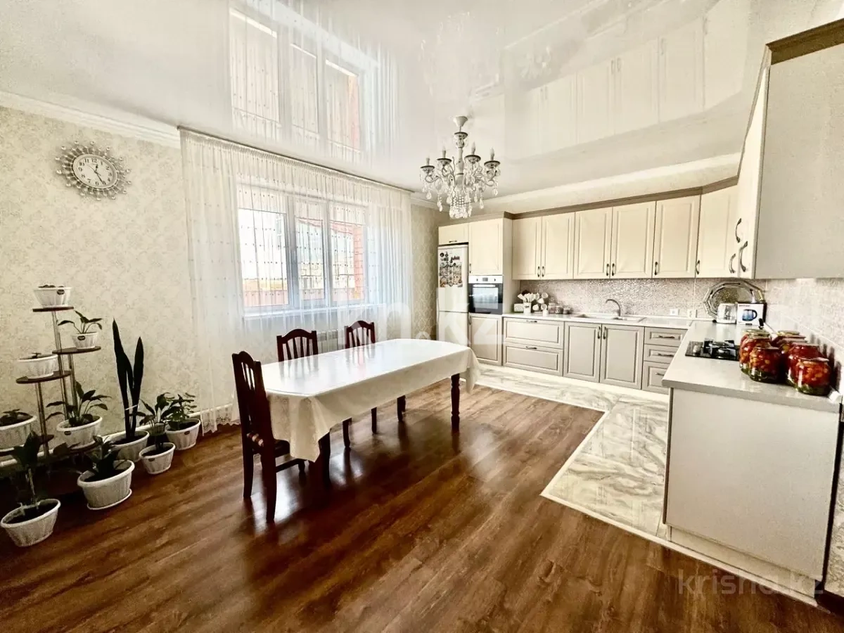 Продажа 6-комнатного дома, 295 м² в Астане - фото 17