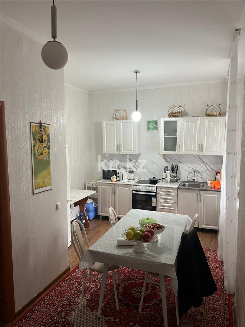 Продажа 2-комнатной квартиры, 61 м², мкр. Мамраева (Восток-5) в Караганде - фото 9