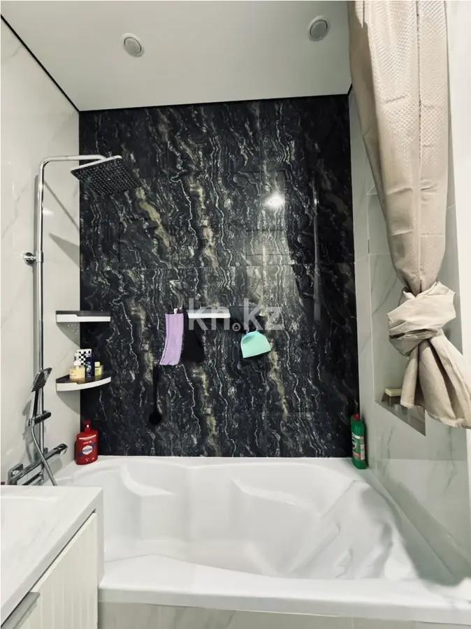 Продажа 4-комнатной квартиры, 140 м², пр. Райымбека, дом  351/1 в Алматы - фото 5