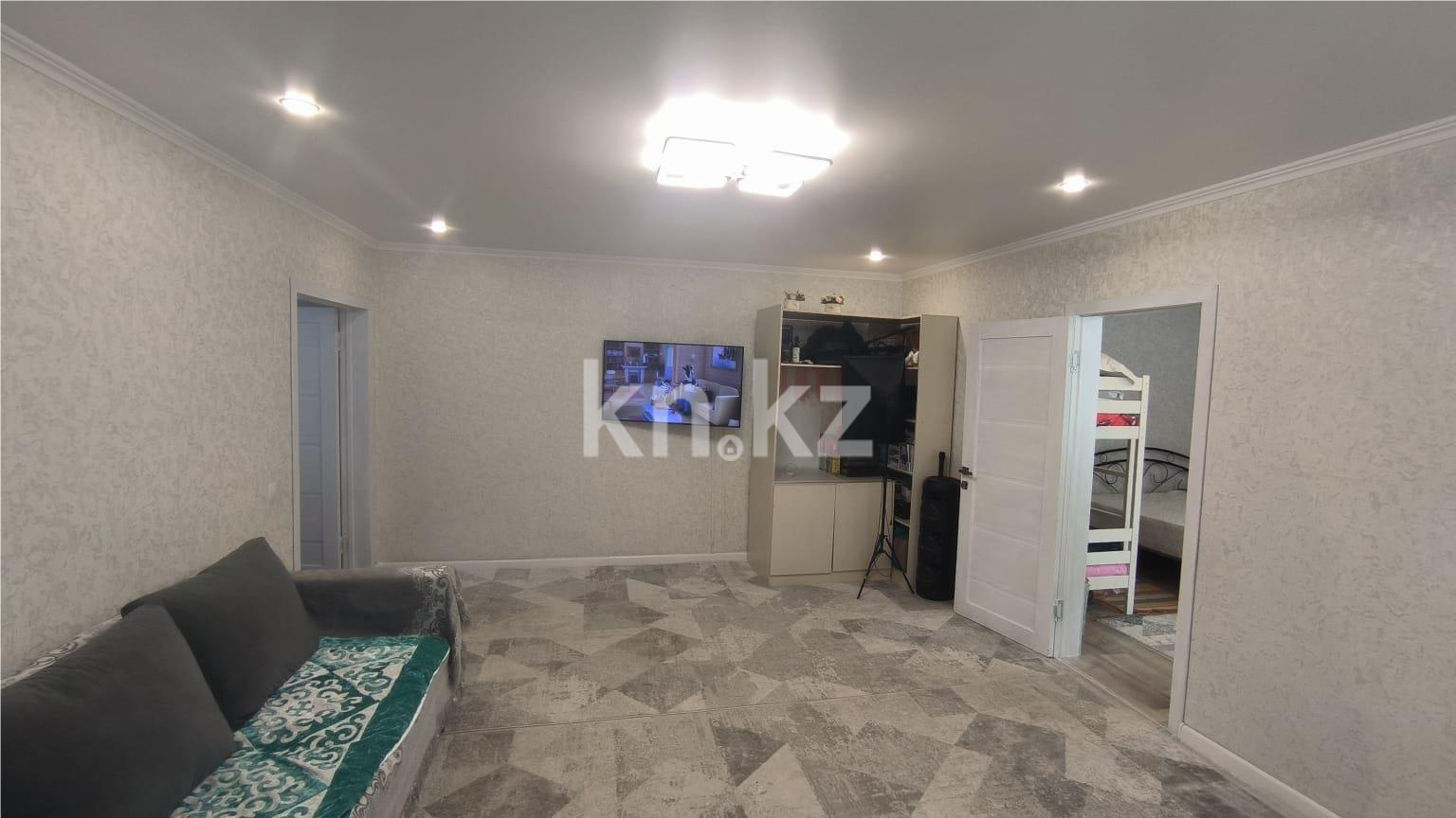 Продажа 2-комнатной квартиры, 74 м², ул. Ермекова в Караганде - фото 3