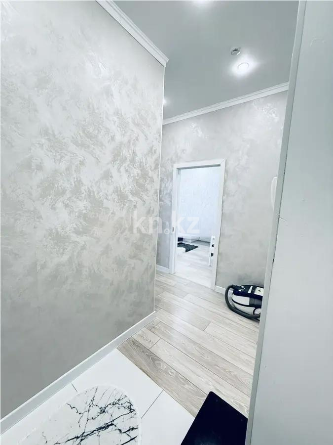 Продажа 1-комнатной квартиры, 41 м², ул. Орынбор, дом  13 в Астане - фото 5