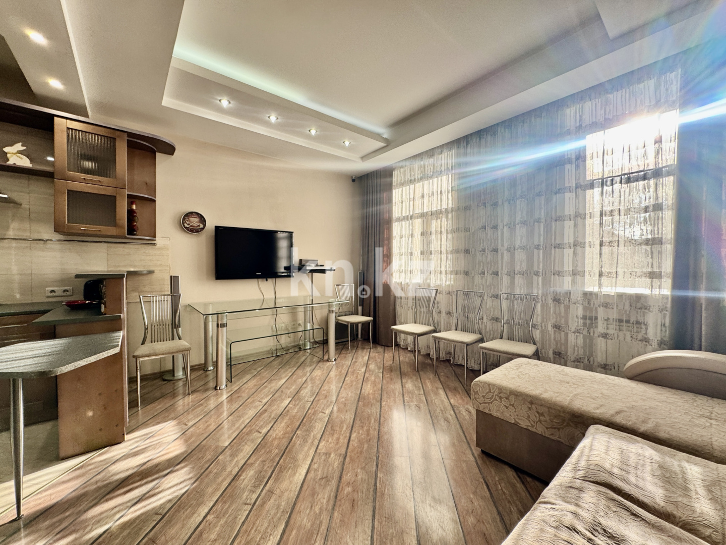 Продажа 3-комнатной квартиры, 66.2 м², ул. Абая, дом  26 в Караганде - фото 2