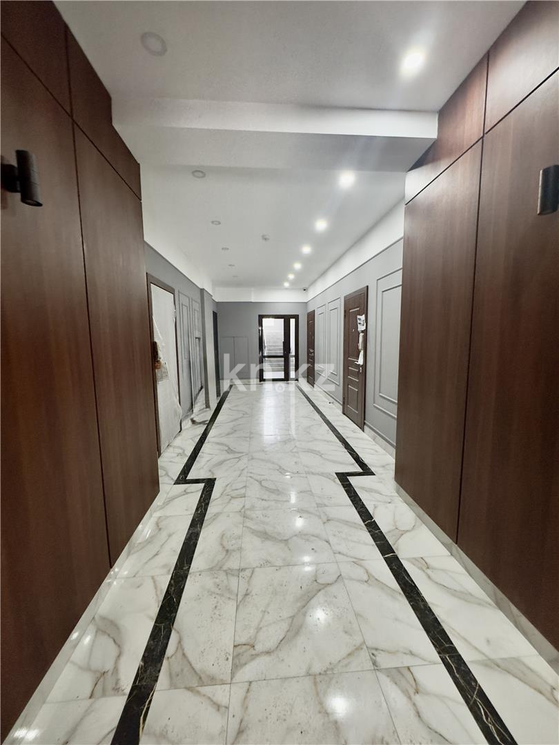 Продажа 3-комнатной квартиры, 87 м², ул. Жанибекова, дом  53 в Караганде - фото 3