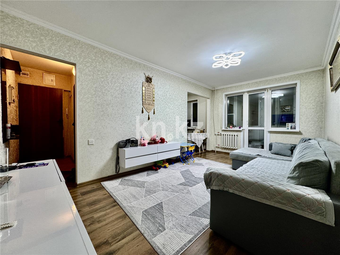 Продажа 3-комнатной квартиры, 57 м², ул. Гоголя, дом  58 в Караганде - фото 3