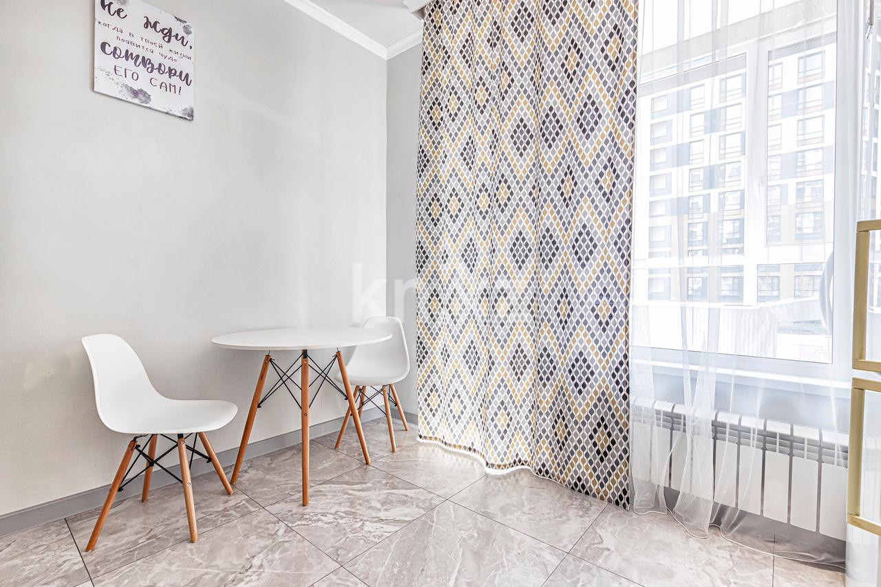 Аренда 1-комнатной квартиры посуточно, 39 м² в Астане - фото 2