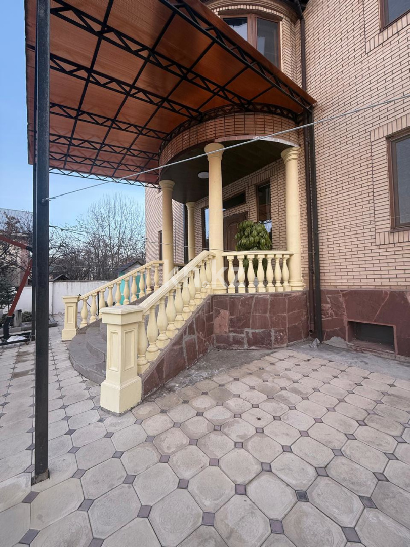 Продажа дома, 600 м², ул. Жамакаева в Алматы - фото 7