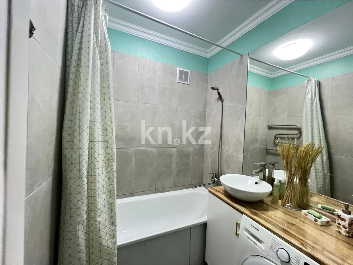 Продажа 2-комнатной квартиры, 70 м², ул. Чуланова, дом  151 в Алматы - фото 5