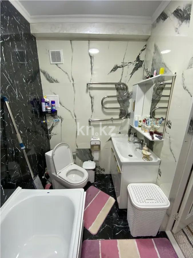 Продажа 2-комнатной квартиры, 68 м², ул. Алтын орда, дом  6/42 в Алматы - фото 4