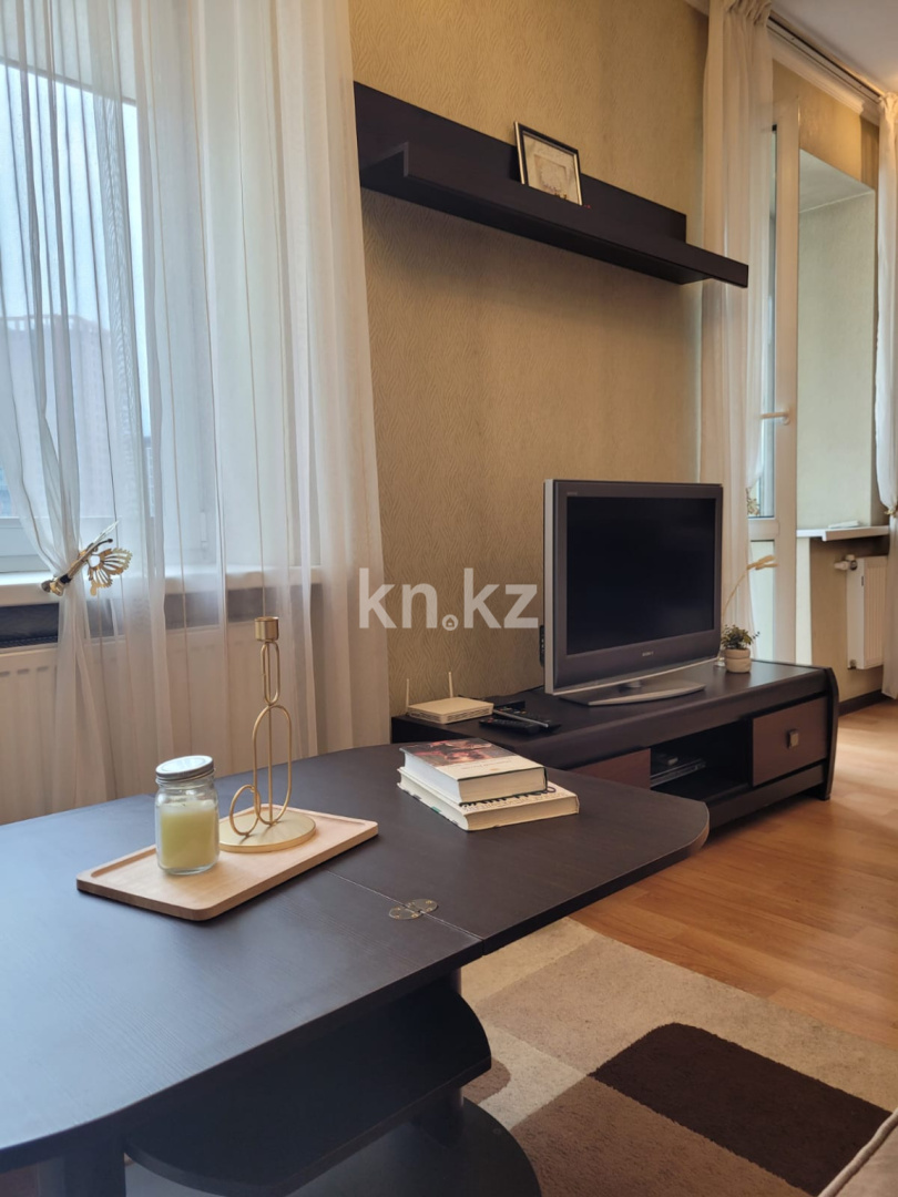 Аренда 2-комнатной квартиры, 50 м², ул. Ходжанова, дом  76 - пр. Аль-Фараби в Алматы - фото 4