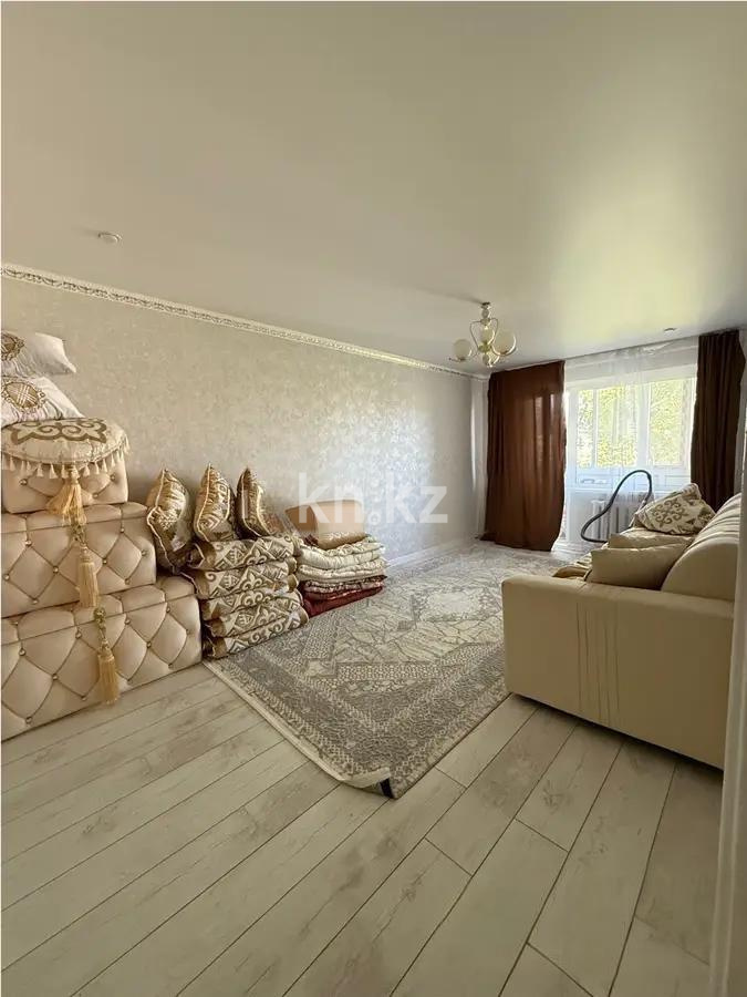 Продажа 2-комнатной квартиры, 46 м², мкр-н 17, дом  52 в Караганде