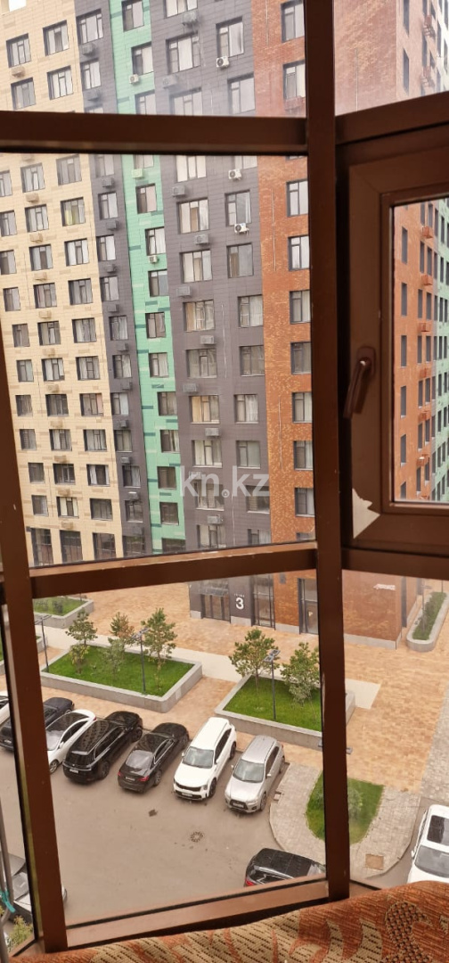 Аренда 1-комнатной квартиры, 40 м² в Астане