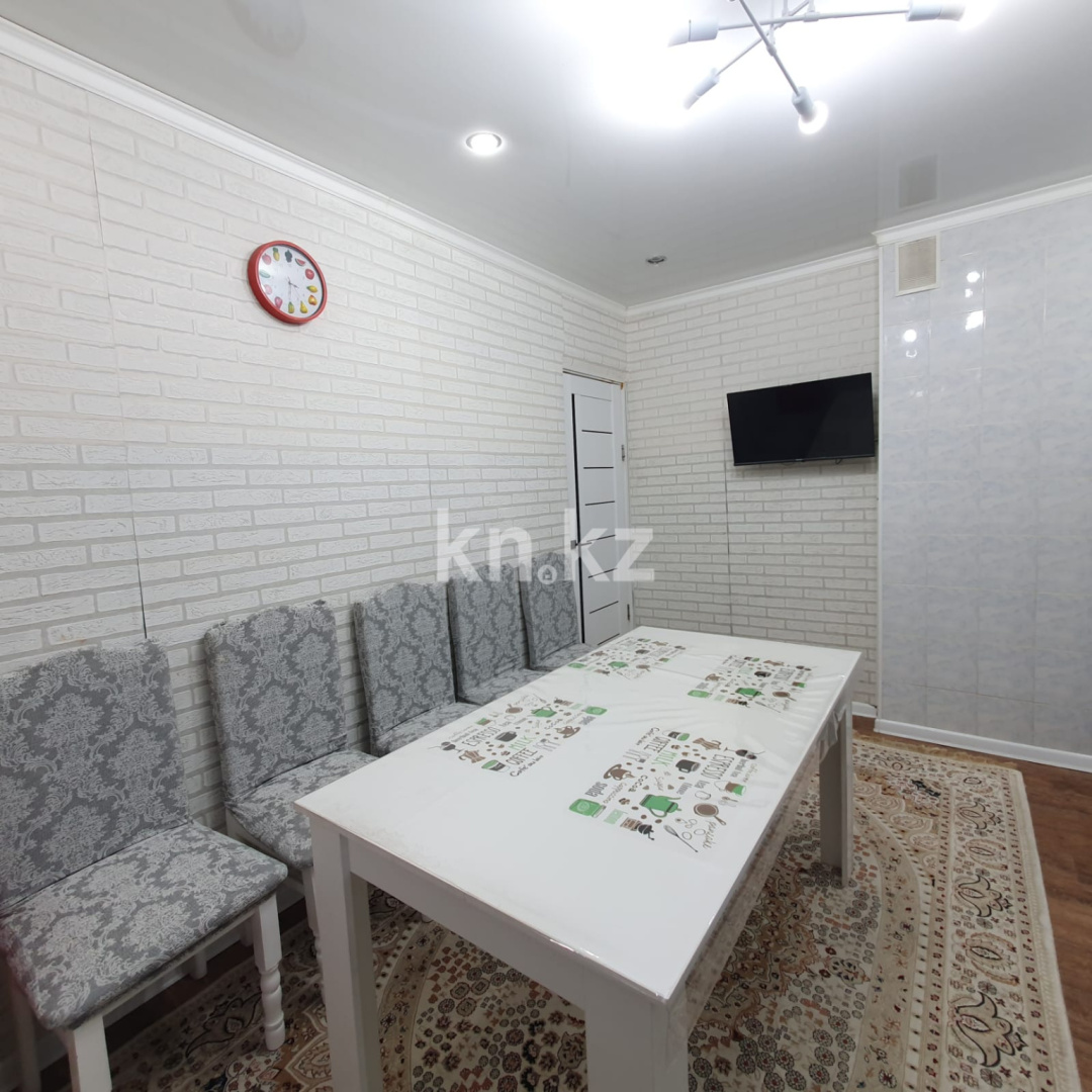 Продажа 4-комнатной квартиры, 91.7 м², 12 мкр. в Актобе - фото 14