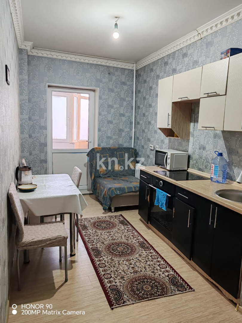 Аренда 1-комнатной квартиры, 46 м² в Астане