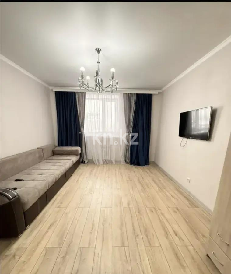 Продажа 1-комнатной квартиры, 40 м², пр. Абылай хана, дом  54а в Астане