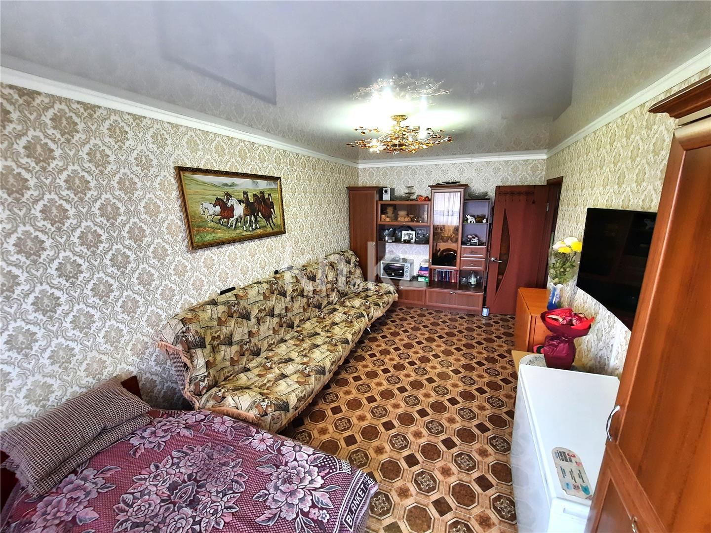 Продажа 2-комнатной квартиры, 42 м², 19-й мкр. в Караганде
