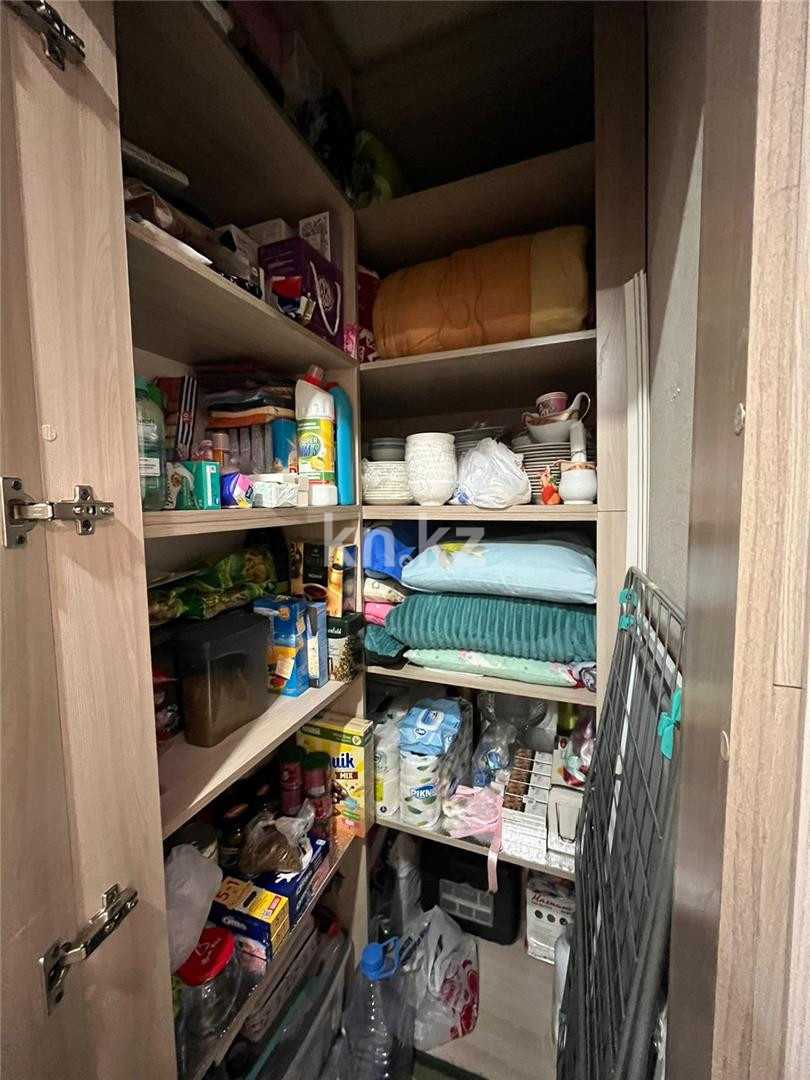 Продажа 2-комнатной квартиры, 43 м², ул. Муканова в Караганде - фото 8