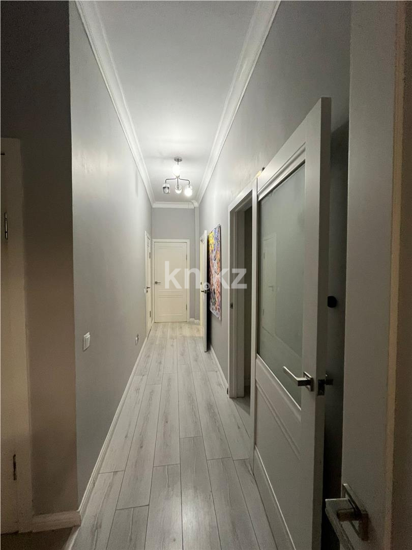 Продажа 3-комнатной квартиры, 68 м², ул. Дюсембекова в Караганде - фото 13