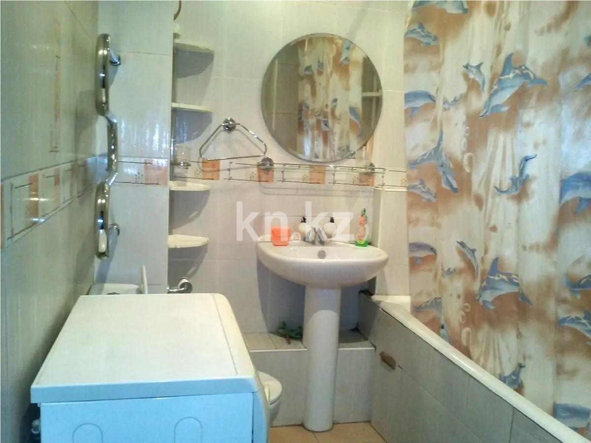 Продажа 1-комнатной квартиры, 40 м², мкр-н Аксай-4, дом  6 в Алматы - фото 3