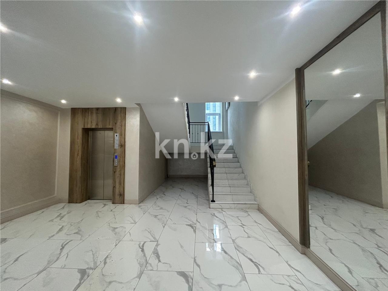 Продажа 2-комнатной квартиры, 48 м², ул. Керей, Жанибек хандар, дом  2/1 в Астане - фото 11