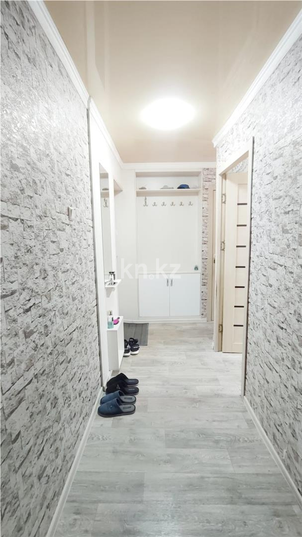Продажа 2-комнатной квартиры, 43 м², 12-й мкр. в Караганде - фото 8