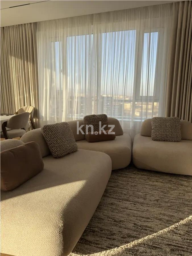 Продажа 3-комнатной квартиры, 125 м², пр. Аль-Фараби, дом  27/3 в Алматы