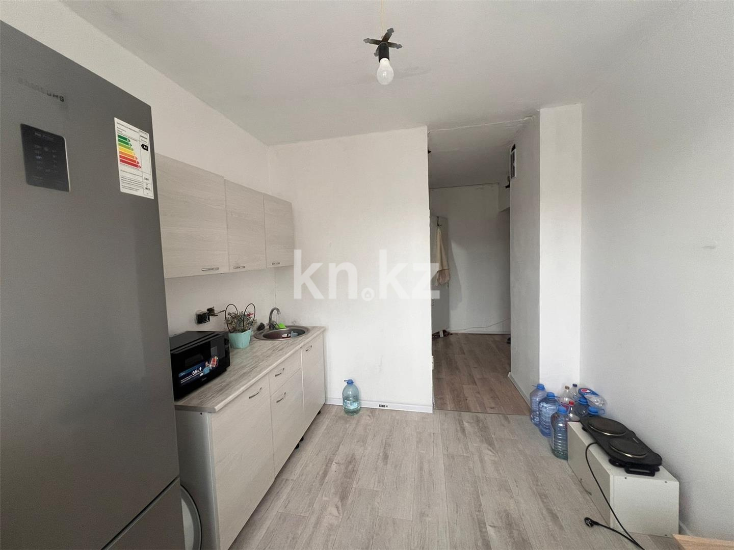 Продажа 1-комнатной квартиры, 41 м², мкр-н Степной-4, дом  28 в Караганде - фото 3