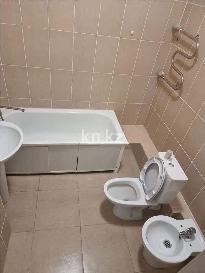 Продажа 2-комнатной квартиры, 74 м² в Астане - фото 4