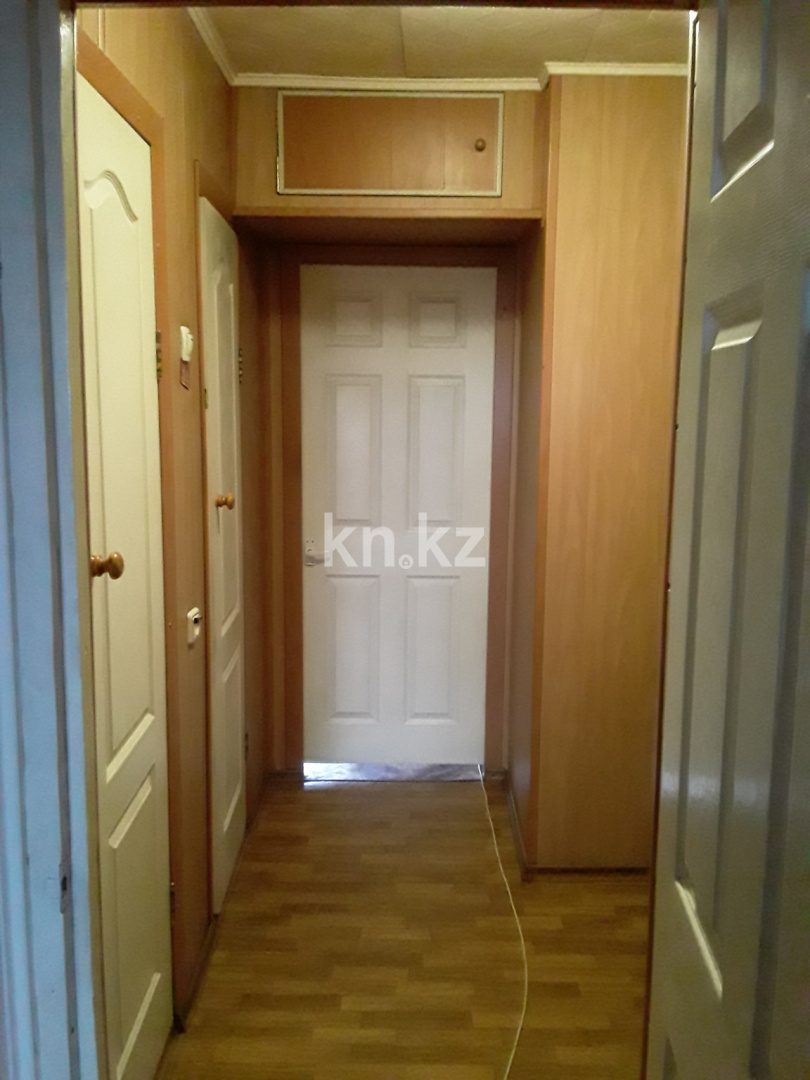 Продажа 3-комнатной квартиры, 65 м², ул. Набережная Славского, дом  22 в Усть-Каменогорске - фото 2