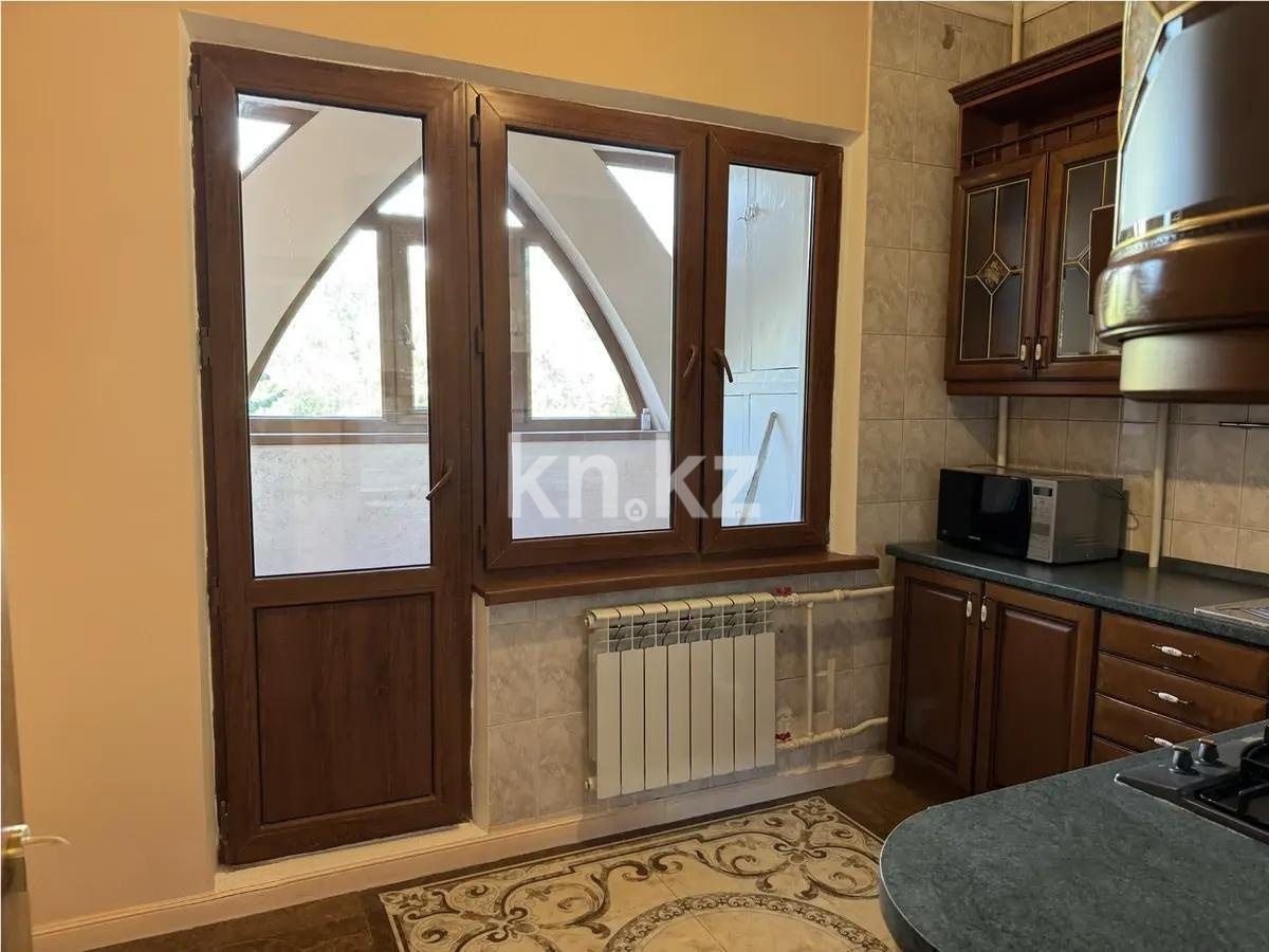 Продажа 2-комнатной квартиры, 53 м², ул. Толе би, дом  190 в Алматы - фото 4