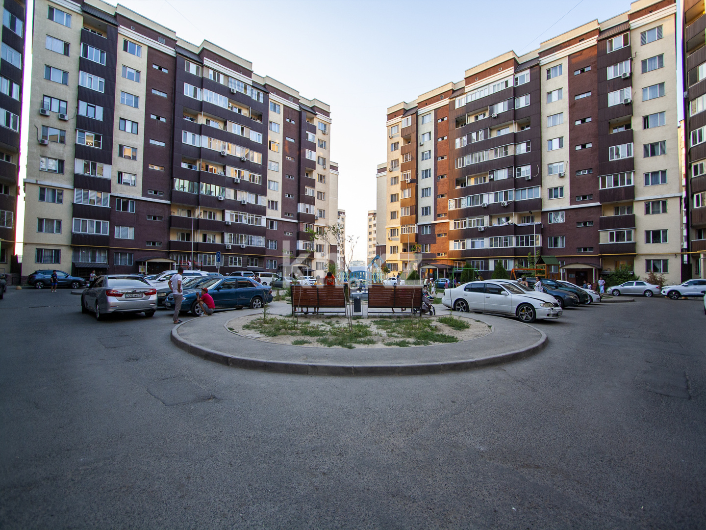 Продажа 3-комнатной квартиры, 86.8 м² в Алматы - фото 12