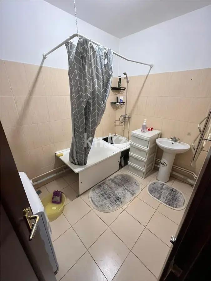 Продажа 2-комнатной квартиры, 71 м² в Алматы - фото 4