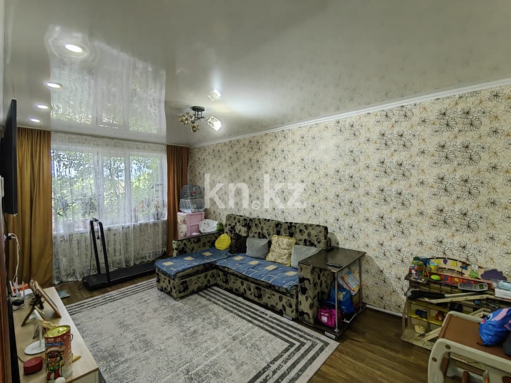 Продажа 3-комнатной квартиры, 61 м² в Караганде
