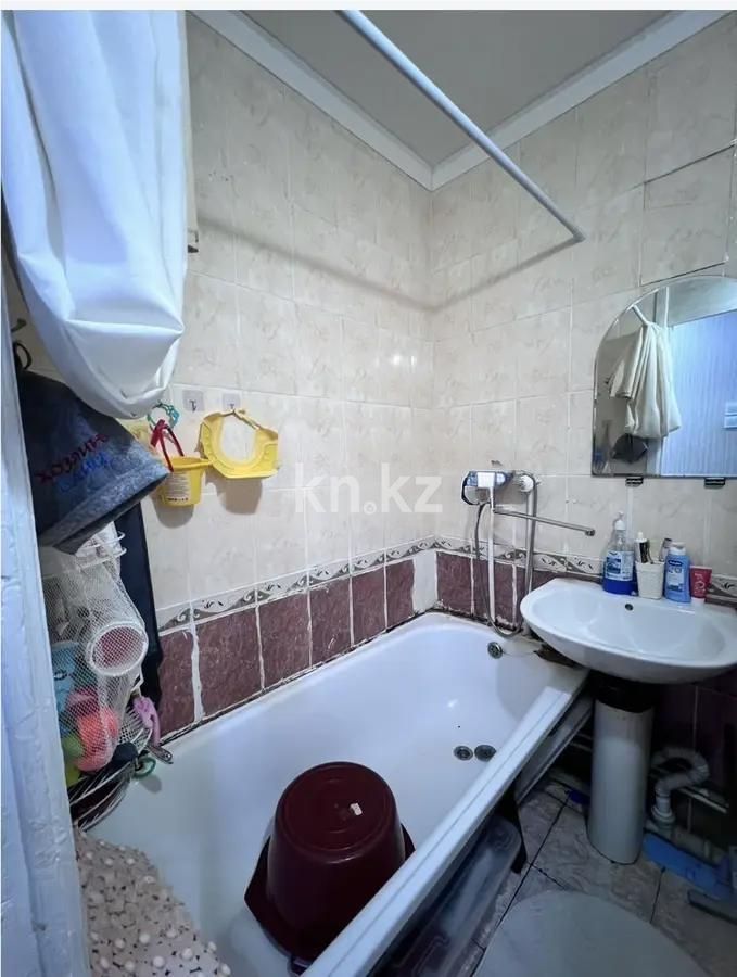 Продажа 3-комнатной квартиры, 48 м², 6 мкр., дом  24 в Темиртау - фото 4