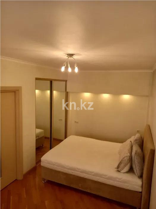 Продажа 3-комнатной квартиры, 56 м², мкр-н 4, дом  10 в Алматы - фото 2