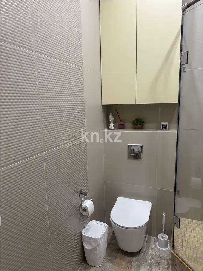 Продажа 1-комнатной квартиры, 38 м², пр. Кабанбай батыра, дом  49а в Астане - фото 2