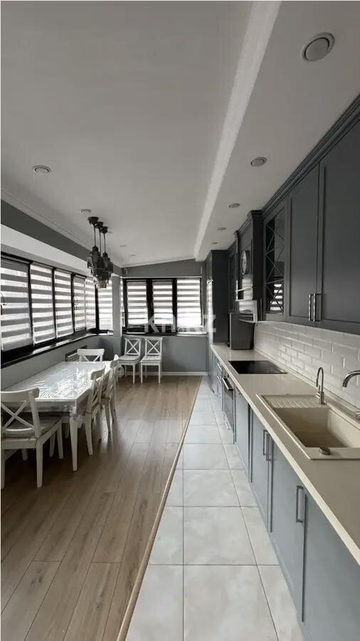 Продажа 4-комнатной квартиры, 122.4 м² в Алматы - фото 4