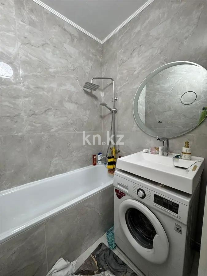 Продажа 1-комнатной квартиры, 41.8 м² в Алматы - фото 3
