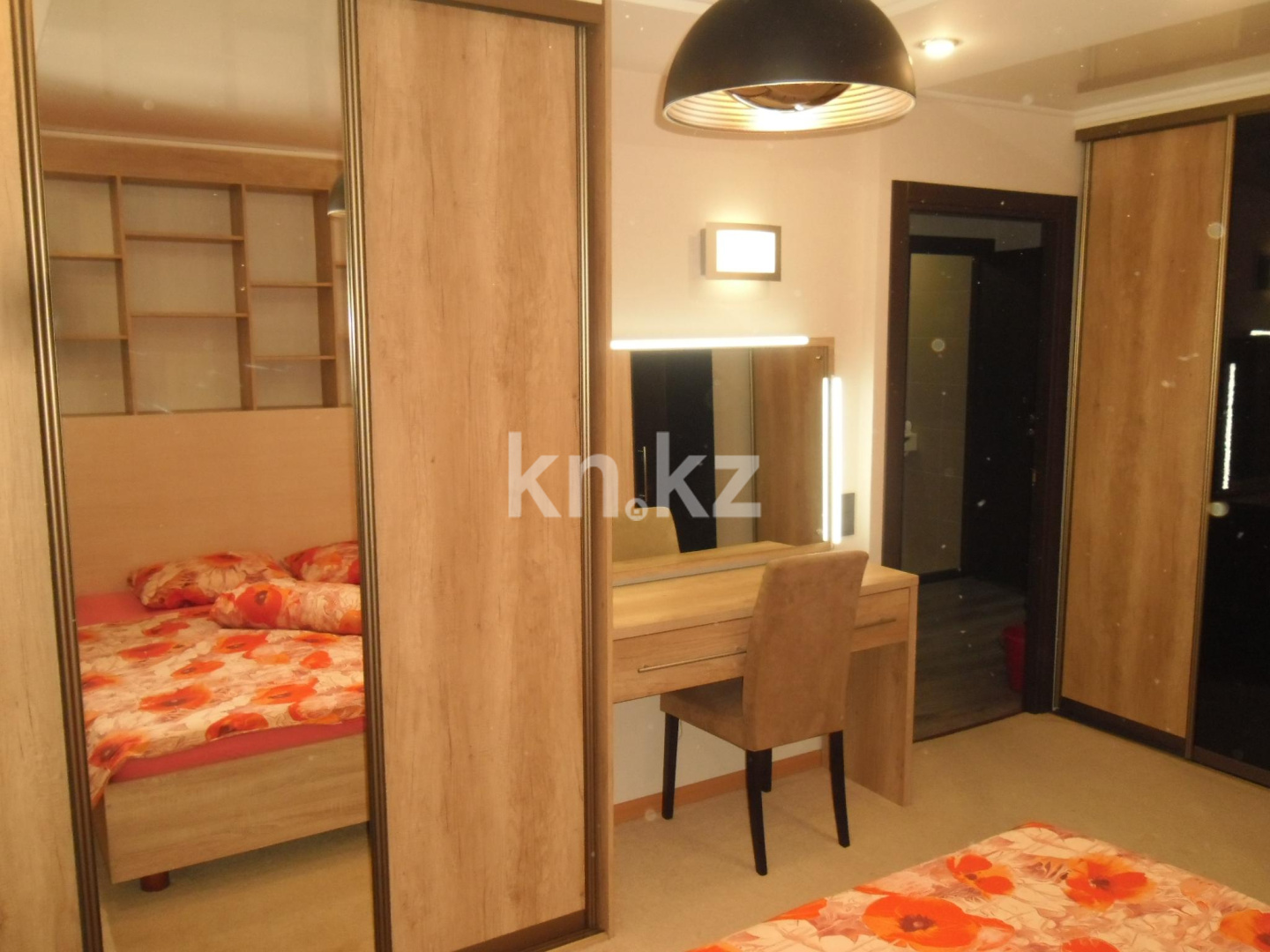 Аренда 3-комнатной квартиры посуточно, 77 м², ул. Набережная Славского, дом  48 в Усть-Каменогорске - фото 9