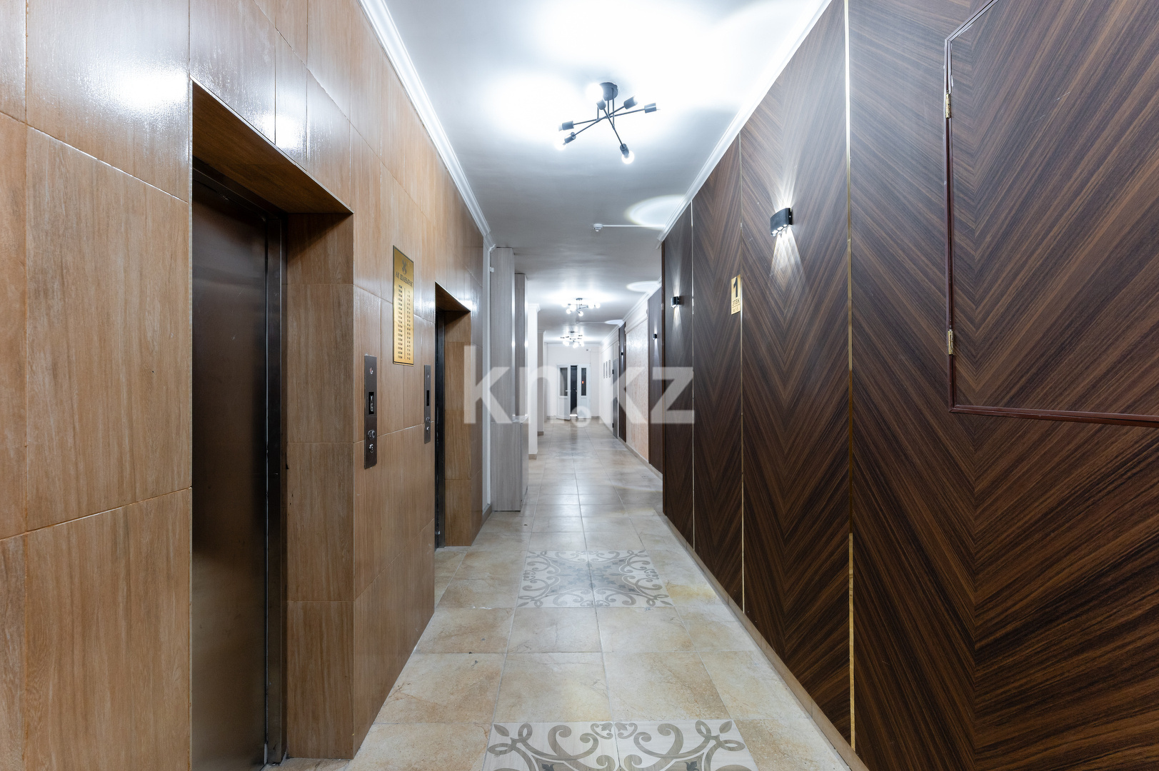 Продажа 3-комнатной квартиры, 145 м², пр. Момышулы, дом  2г блок 1 - ул. Токпанова в Астане - фото 32