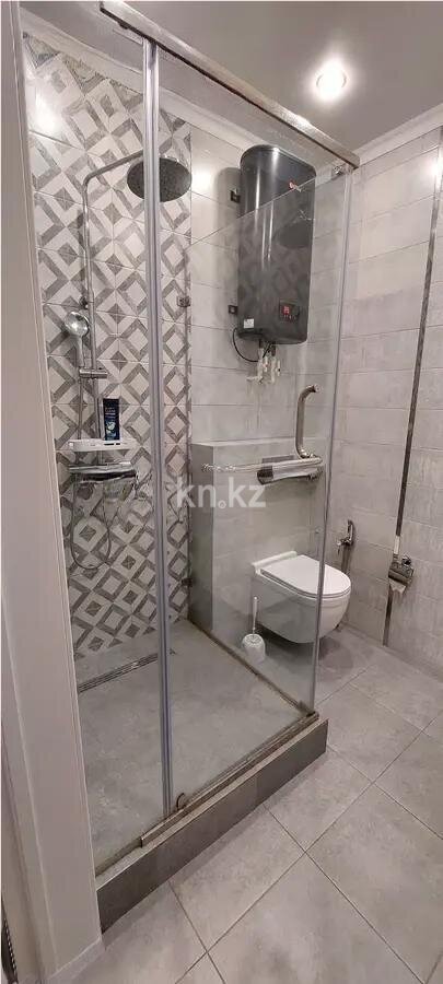 Продажа 4-комнатной квартиры, 90 м² в Караганде - фото 8