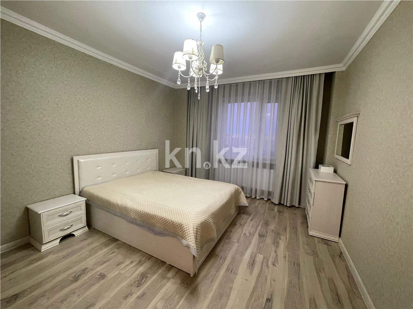 Продажа 3-комнатной квартиры, 89 м², пр. Шахтеров, дом  52 в Караганде - фото 4
