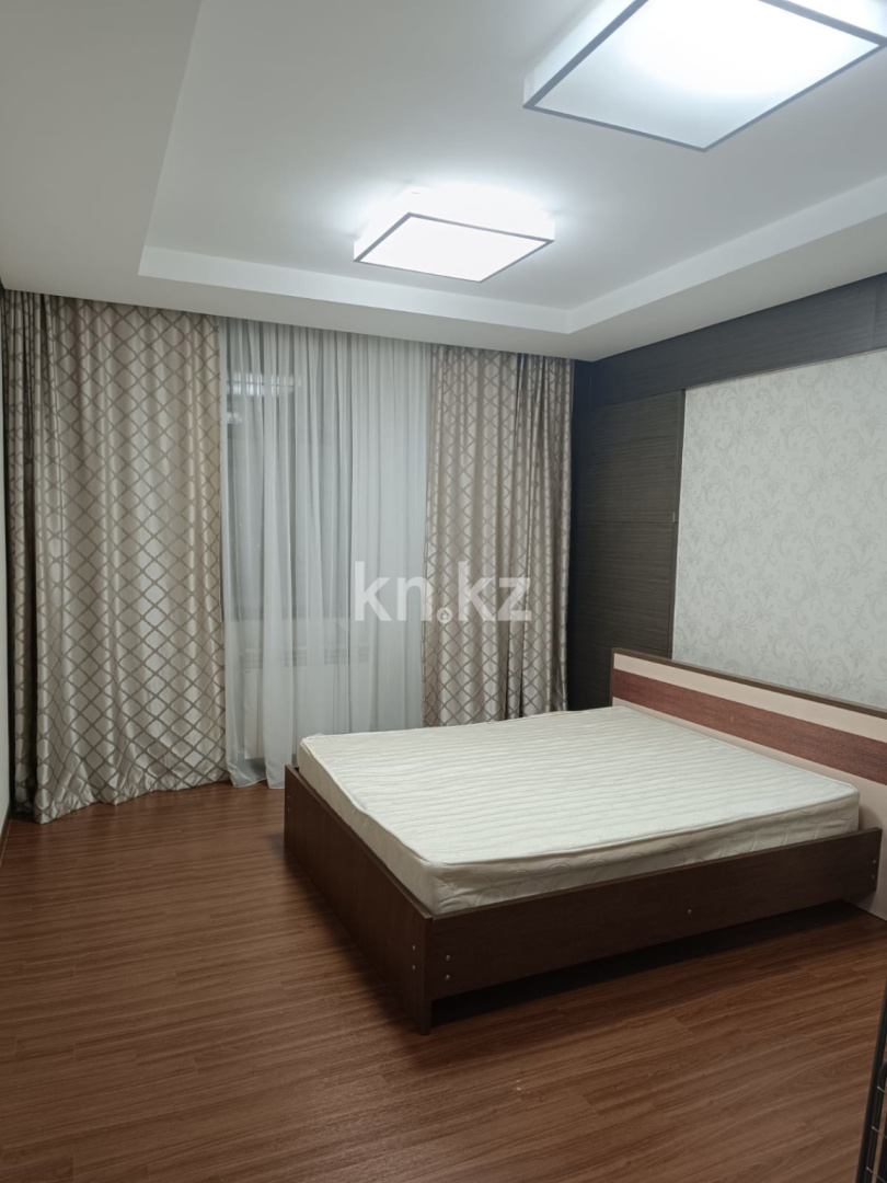 Продажа 3-комнатной квартиры, 100 м², ул. Байтурсынова, дом  5 в Астане - фото 10