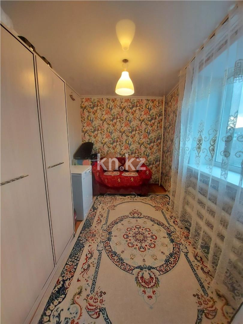 Продажа 4-комнатной квартиры, 62 м², ул. Жекибаева, дом  146 в Караганде - фото 5