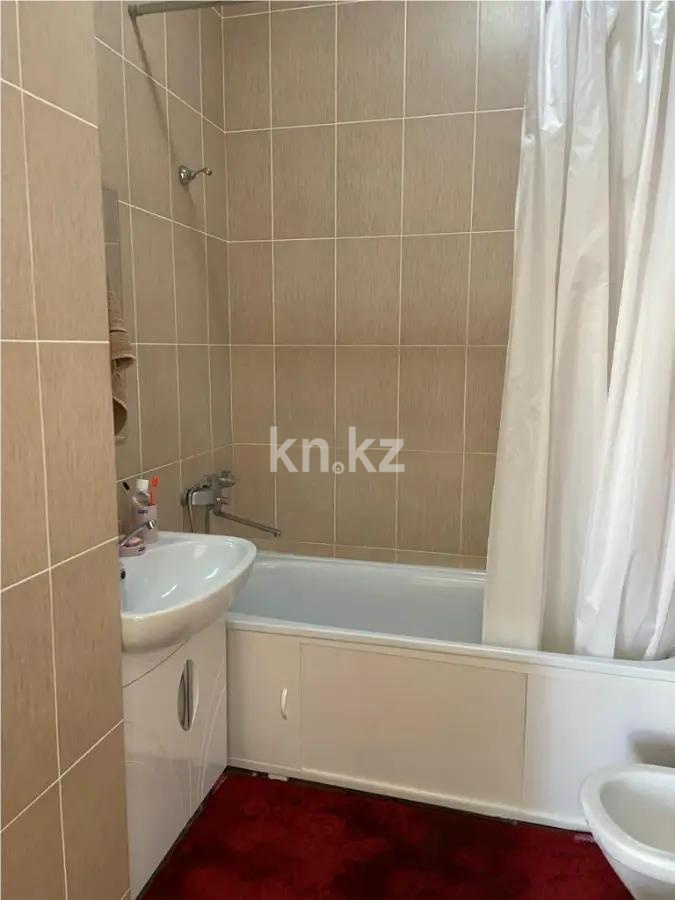 Продажа 2-комнатной квартиры, 72 м², пр. Кабанбай батыра, дом  60/16 в Астане - фото 4