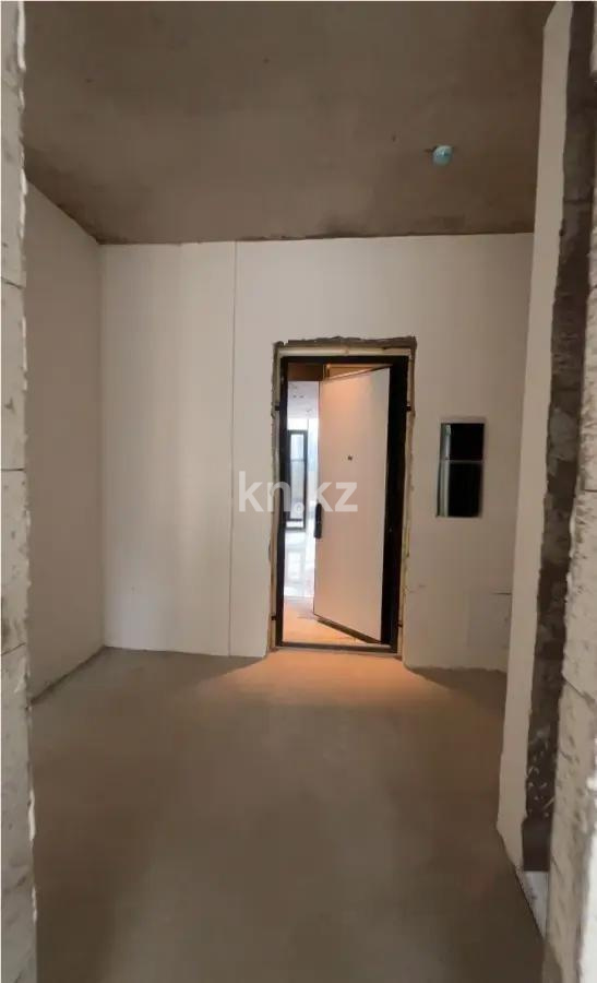 Продажа 4-комнатной квартиры, 122.1 м² в Астане - фото 4